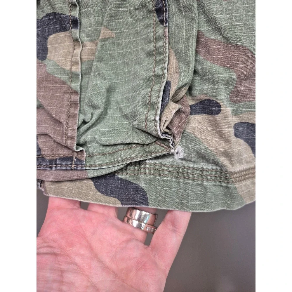 Lot of 2 Gap Men's Size 42 Camo Cargo Shorts Ripstop Stretch Military Tactical